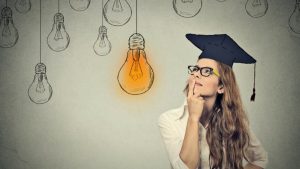 Le CV du diplômé: créer un contenu percutant Bannière-de-blogue-CV-diplômé