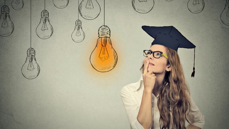 Le CV du diplômé: créer un contenu percutant Bannière-de-blogue-CV-diplômé