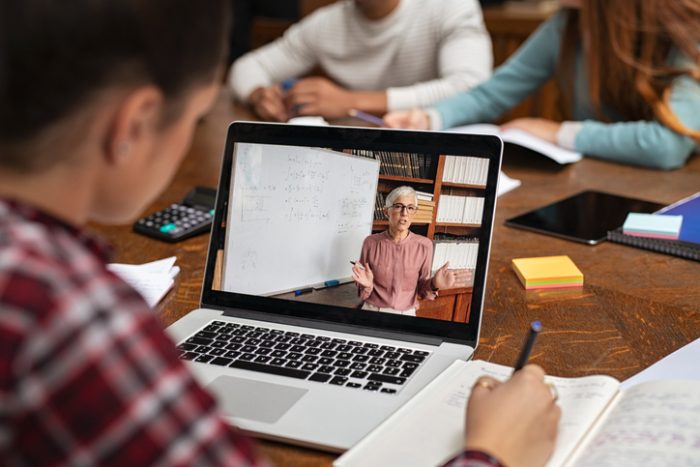 Comment encourager la formation en milieu de travail? Formation_emploi