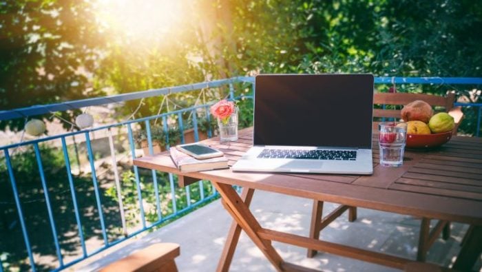 4 Advantages Of Job Searching During Summer